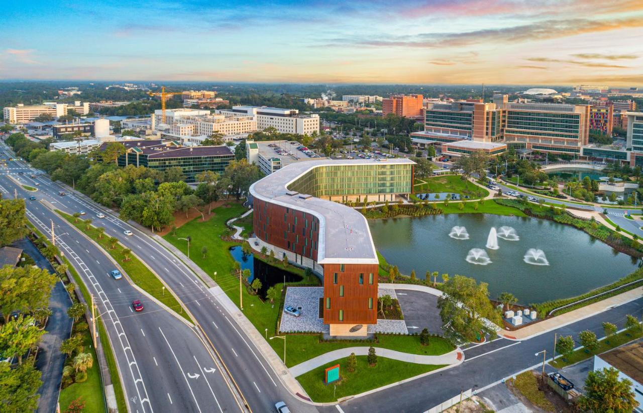 Hotel Eleo At The University Of Florida Gainesville Bagian luar foto